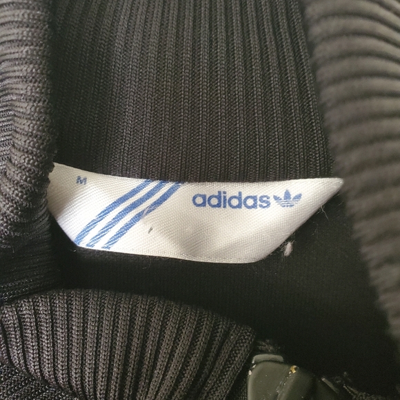 Women's Adidas track jacket - Picture 4 of 6